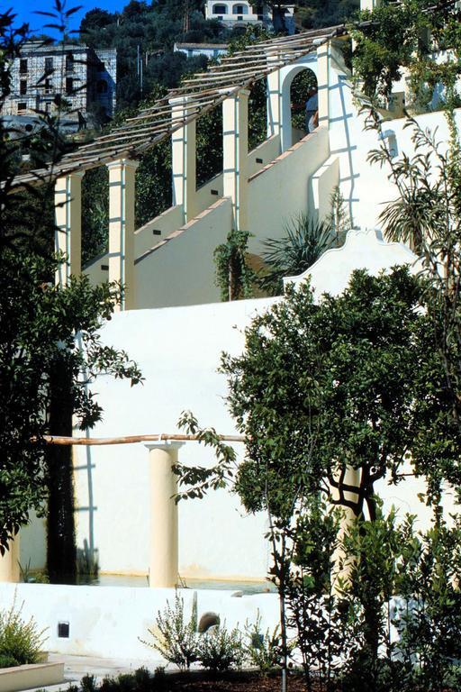 Sichelgaita Apartment Salerno Bagian luar foto