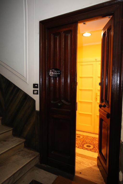 Sichelgaita Apartment Salerno Bagian luar foto