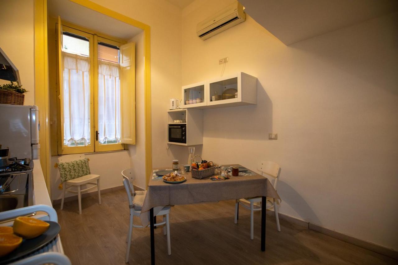 Sichelgaita Apartment Salerno Bagian luar foto